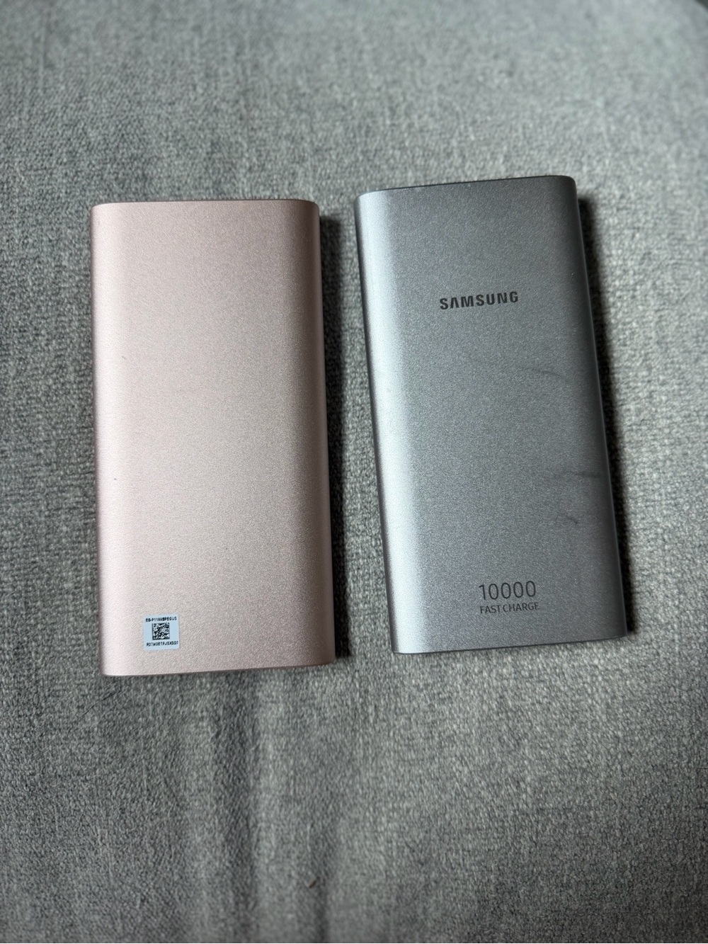 Samsung 10000mAh Power Bank Duo – Rose Gold & Metallic Gray - Picture 4 of 6
